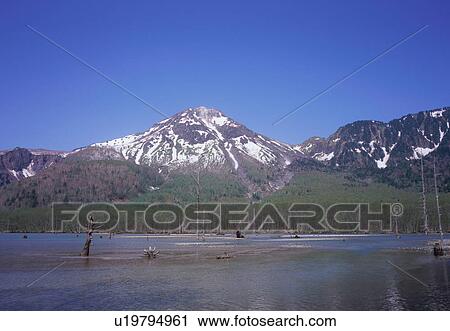 Taisho Pond in Kamikochi, Nagano Prefecture, Japan View Large Photo Image Stock Image - Taisho Pond in Kamikochi, Nagano Prefecture, Japan. Fotosearch