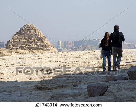 Egypt, Giza, Pyramids, Small, Pyramid View Large Photo Image Picture - Egypt, Giza, Pyramids, Small, Pyramid. Fotosearch