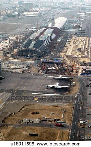 dubai, aerial, dubai, airport, landing, runway, airplane View Large Photo Image Stock Photography - dubai, aerial, dubai, airport, landing, runway, airplane. Fotosearch
