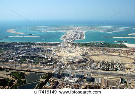 Stock Photo - dubai, aerial, palm, jumeirah, construction, Dubai. Fotosearch