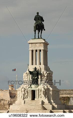 Low angle view of a statue mounted on a pedestal, Havana, Cuba View Large Photo Image Stock Image - Low angle view of a statue mounted on a pedestal, Havana, Cuba. Fotosearch