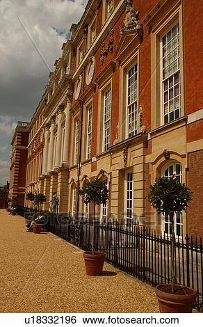 Stock Photograph - Hampton Court Palace, London England. Fotosearch