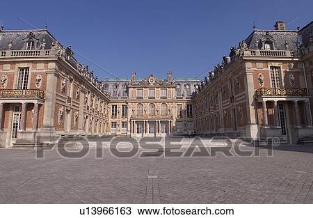 Stock Image - Chateau de Versailles, France. Fotosearch