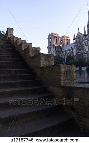 Notre Dame, Ile de la Cité, Paris, France View Large Photo Image Stock Photograph - Notre Dame, Ile de la Cité, Paris, France. Fotosearch