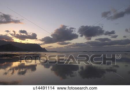 Hawaii & Kaui View Large Photo Image Picture - Hawaii & Kaui. Fotosearch