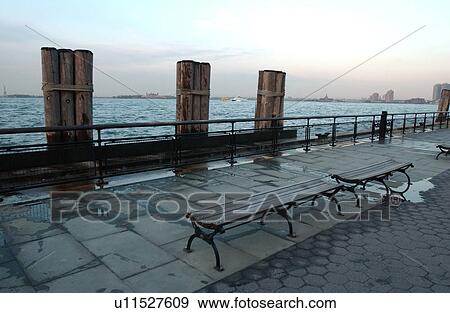 Stock Photo - Hudson River, New York City. Fotosearch