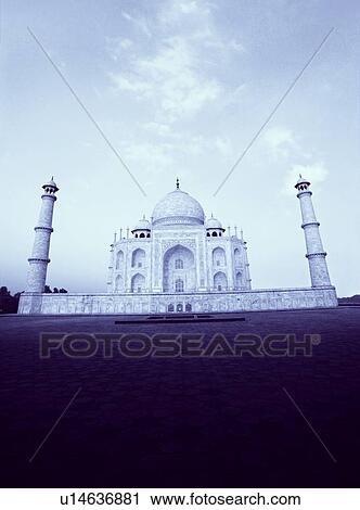 Low angle view of a mausoleum, Taj Mahal, Agra, Uttar Pradesh, India View Large Photo Image Stock Image - Low angle view of a mausoleum, Taj Mahal, Agra, Uttar Pradesh, India. Fotosearch