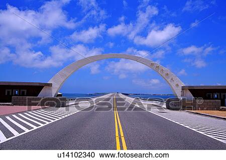 The Cross-Sea Bridge in Penghu, Taiwan View Large Photo Image Stock Image - The Cross-Sea Bridge in Penghu, Taiwan. Fotosearch