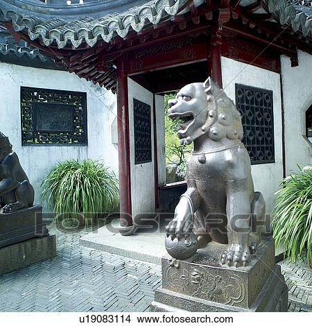 Picture - Chinese Architecture, Shanghai. Fotosearch