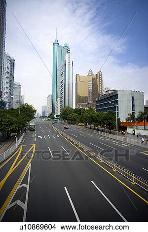 Picture - People's Republic of China, Guangdong, Shenzhen, thoroughfare. Fotosearch