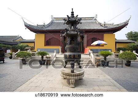 Stock Photo - Asia, China, Jiangsu Province, Tongli Town, temple. Fotosearch