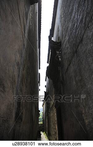 Stock Image - Narrow alley, Xidi Village, Anhui Province, China, Asia. Fotosearch