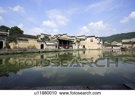 Stock Image - Hongcun village, UNESCO World Heritage Site, Anhui Province, China, Asia. Fotosearch