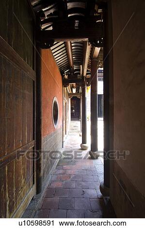 Stock Image - Corridor, Tian Ho Kung, Taiwan, Asia. Fotosearch