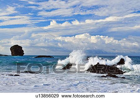 "Beautiful scenery of Taiwan, Pingtung, Kenting, Vessel Rock" View Large Photo Image Stock Photo - "Beautiful scenery of Taiwan, Pingtung, Kenting, Vessel Rock". Fotosearch