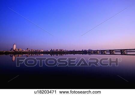 "Taiwan, Taipei, Zhongxiao Bridge" View Large Photo Image Stock Image - "Taiwan, Taipei, Zhongxiao Bridge". Fotosearch