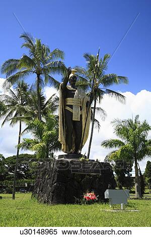 "King Kamehameha Statue, Hilo, Hawaii, U. S. A. " View Large Photo Image Stock Photography - "King Kamehameha Statue, Hilo, Hawaii, U. S. A. ". Fotosearch