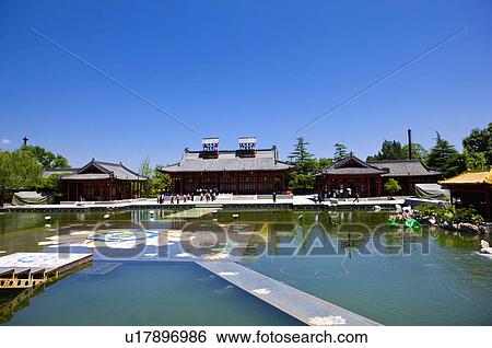 Stock Photograph - Asia, China, Shanxi, Xi'an, LinTong, Huaqing Pool. Fotosearch