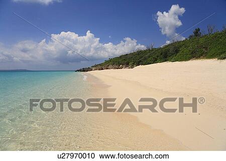 Stock Image - Nagamahama, Kurima Island, Miyakojima, Okinawa, Japan. Fotosearch