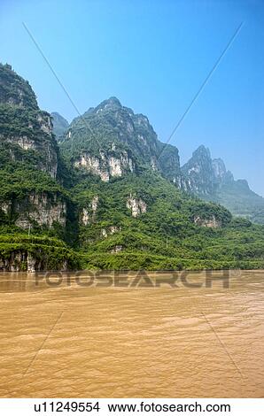 Picture - China, Yangtze River, Three Gorges, Xiling Gorge. Fotosearch