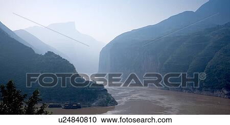 Stock Image - China, Yangtze River, Three Gorges, Qutang Gorge, Kui Gate. Fotosearch