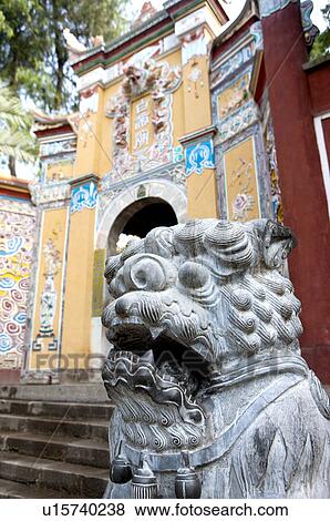 Stock Photo - China, Yangtze River, Three Gorges, Qutang Gorge, Fengjie, Baidicheng. Fotosearch