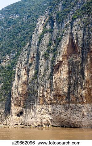 Stock Photograph - China, Yangtze River, Three Gorges, Qutang Gorge. Fotosearch