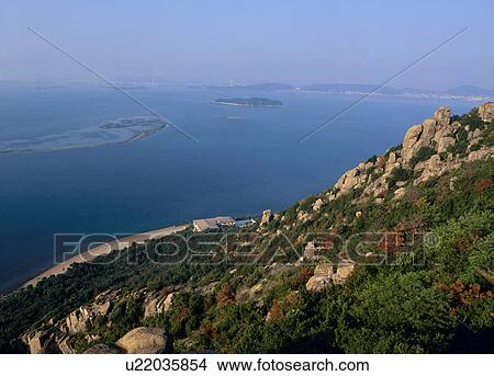 Picture - Mount Ojigatake, Tamano, Okayama, Japan. Fotosearch