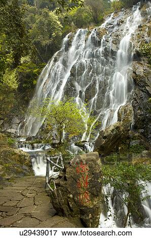 Stock Photo - Asia, China, Fujian, UNESCO, World Cultural Heritage, World Natural Heritage, Wuyi Mountain, Yu Long Gu Jin Qu, Yu Long Gu, The Pearl Falls, Waterfall. Fotosearch