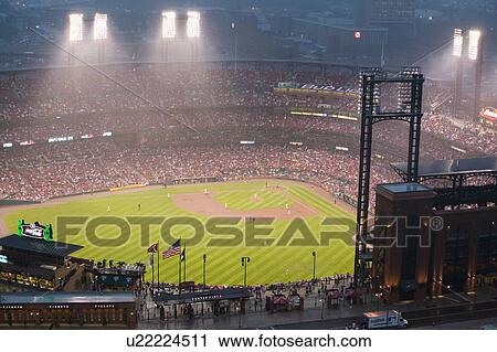 Stock Image - In a night game and a light rain mist, the Florida Marlins beat the 2006 World Series Champion baseball team, the St. Louis Cardinals 9 to 1, at the 3rd Busch Stadium, St. Louis, Missouri on August 29, 2006. Fotosearch