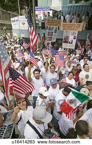 Stock Image - Hundreds of thousands of immigrants participate in march for Immigrants and Mexicans protesting against Illegal Immigration reform by U. S. Congress, Los Angeles, CA, May 1, 2006. Fotosearch