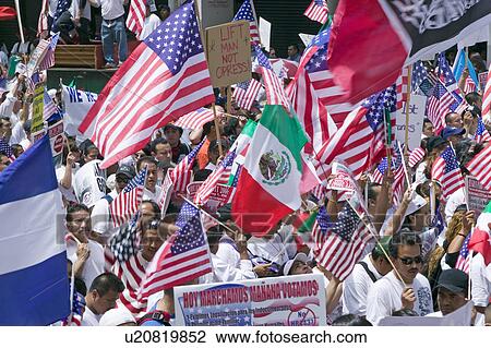 Stock Image - Hundreds of thousands of immigrants participate in march for Immigrants and Mexicans protesting against Illegal Immigration reform by U. S. Congress, Los Angeles, CA, May 1, 2006. Fotosearch
