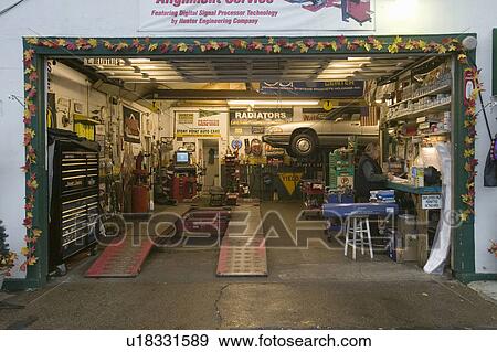 Stony Point garage service station north of New York City along Hudson River, New York View Large Photo Image Stock Photo - Stony Point garage service station north of New York City along Hudson River, New York. Fotosearch