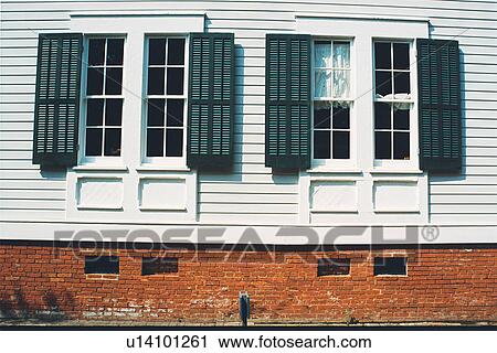 lighthouse located at CurrituckBeach, North Carolina, United States View Large Photo Image Stock Image - lighthouse located at CurrituckBeach, North Carolina, United States. Fotosearch