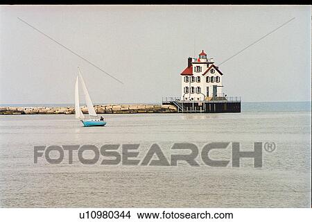 Picture - lighthouse located at LorainHrbr, Ohio, United States. Fotosearch
