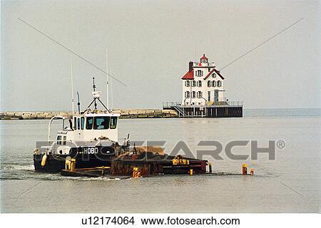 Picture - lighthouse located at LorainHrbr, Ohio, United States. Fotosearch