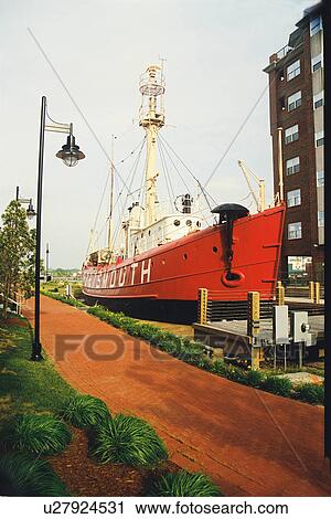Stock Image - lighthouse located at LtshpPortsmouth, Virginia. Fotosearch