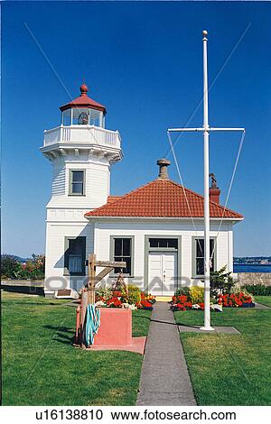 lighthouse located at Mukilteo, Washington View Large Photo Image Stock Image - lighthouse located at Mukilteo, Washington. Fotosearch