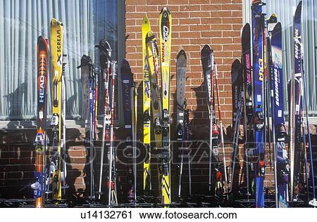 Stock Image - Line of skis. Fotosearch