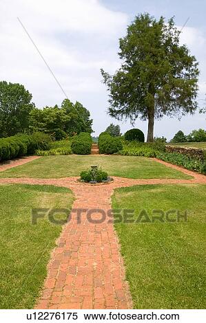Stock Photography - Garden walkway. Fotosearch