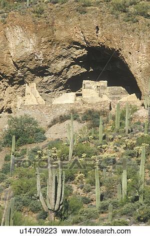 Stock Image - Native American cliff dwellings, circa 1400 AD, Tonto National Monument, Roosevelt Lake. Fotosearch