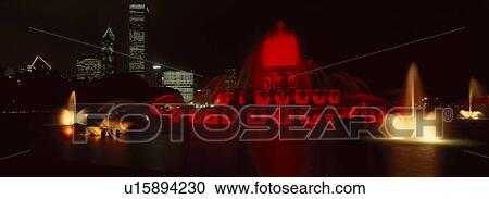 Panoramic view of Grant Park and Fountain at night View Large Photo Image Stock Image - Panoramic view of Grant Park and Fountain at night. Fotosearch