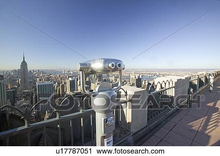 Stock Image - Viewer scope to look at panoramic view of New York City. Fotosearch