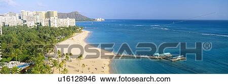 Stock Photograph - Waikiki Beach and Diamond Head. Fotosearch