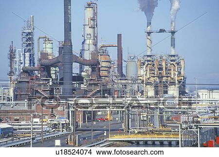 Picture - Plant during operation hours. Fotosearch