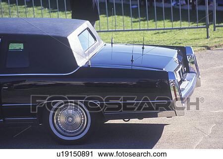 Stock Image - Limousine for Politicians. Fotosearch
