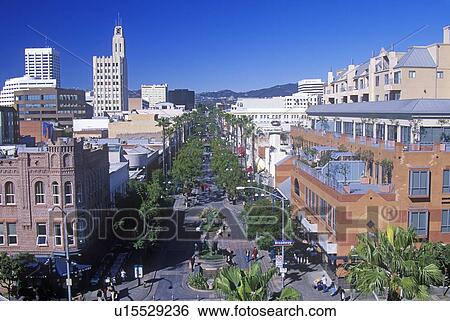 The Santa Monica Mall, 3rd Street Promenade in Santa Monica View Large Photo Image Stock Photograph - The Santa Monica Mall, 3rd Street Promenade in Santa Monica. Fotosearch