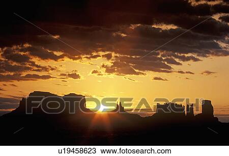 Monument Valley Tribal Park At Sunrise View Large Photo Image Stock Image - Monument Valley Tribal Park At Sunrise. Fotosearch