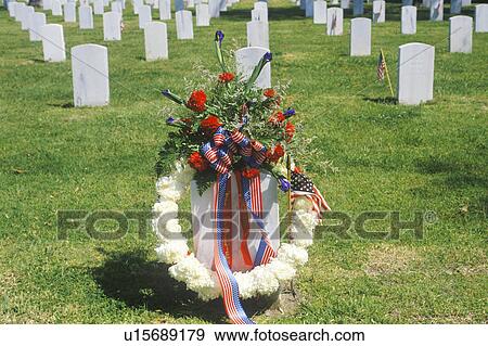 Stock Photo - Wreath On Grave. Fotosearch