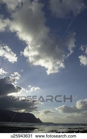 Stock Image - Hawaii & Kaui. Fotosearch